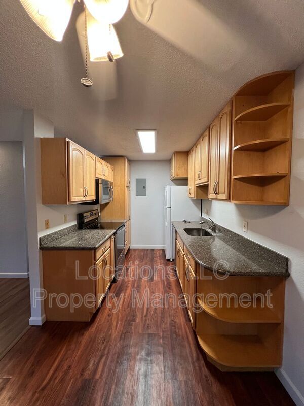 Building Photo - 94-1055-1055 Paha Pl