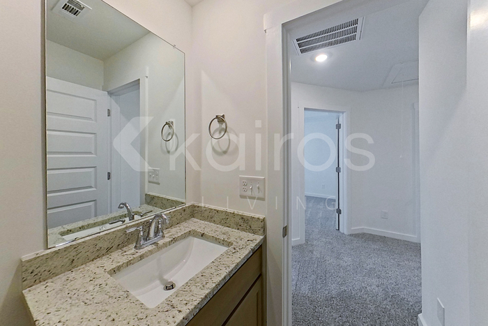 Building Photo - 6124 Taramore Ln NW