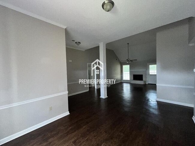 Building Photo - 6620 Brickmont Rd