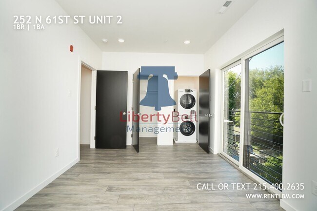 Building Photo - 252 N 61st St