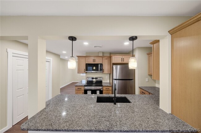 Building Photo - 117 Sunrise Terrace