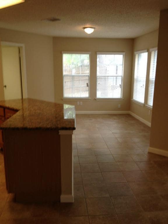 Building Photo - 1803 Marysol Trail