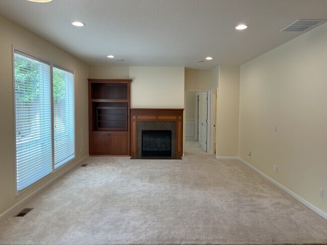 Building Photo - Elegant 5-Bedroom + Bonus Room Home with Modern Upgrades and Serene Outdoor Space