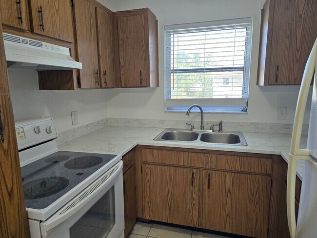 Building Photo - Prime Location, Amazing Price! - $400 OFF 1st Month Rent (Lease signed by May 15!)