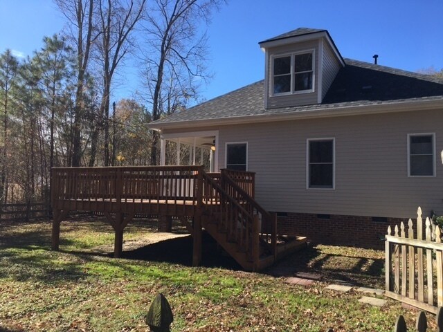 Building Photo - 123 Forest Green Dr