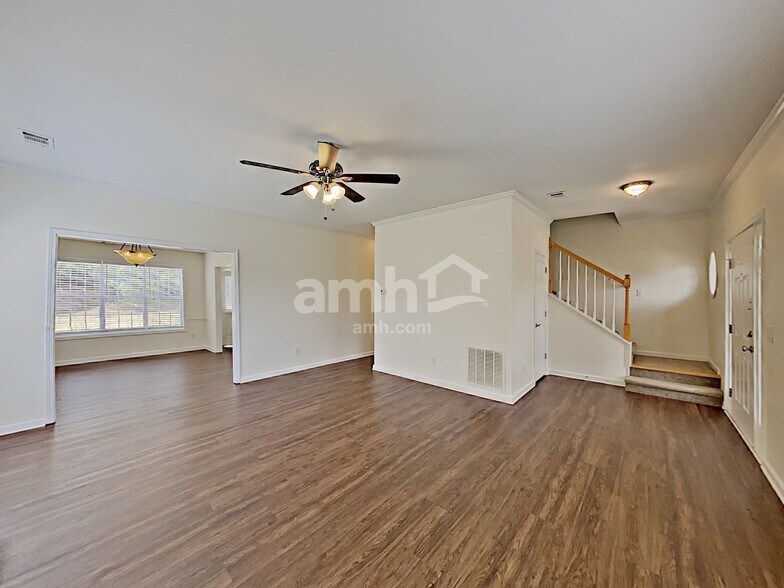 Building Photo - 10087 Harmon Springs Dr