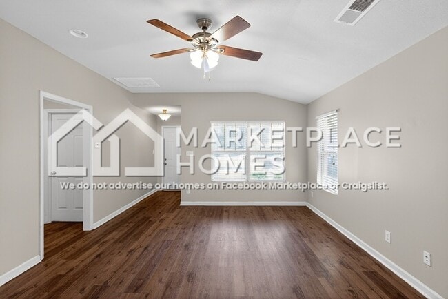 Building Photo - 203 Sedgewick Dr