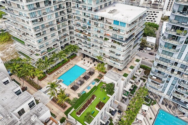 Building Photo - 3470 E Coast Ave