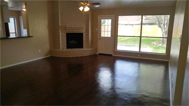 Building Photo - 2704 Orion Dr