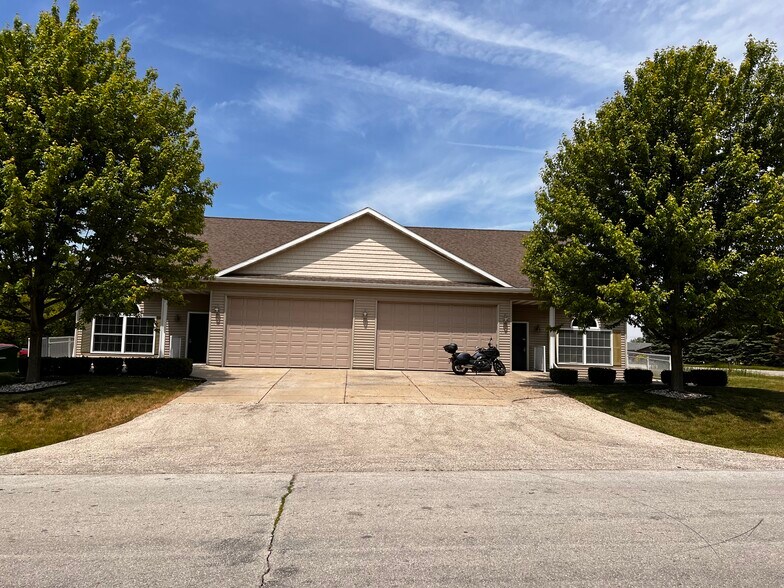 Primary Photo - 4307 Kennedy Dr