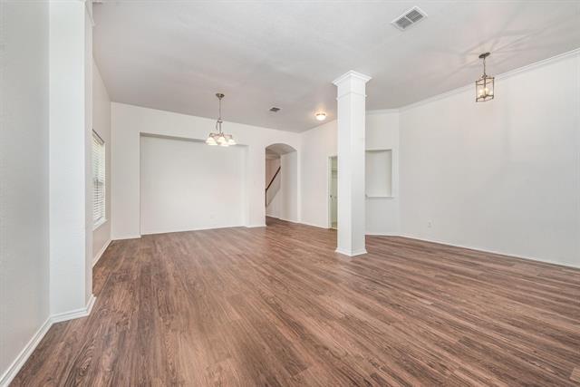 Building Photo - 508 Maplewood Dr