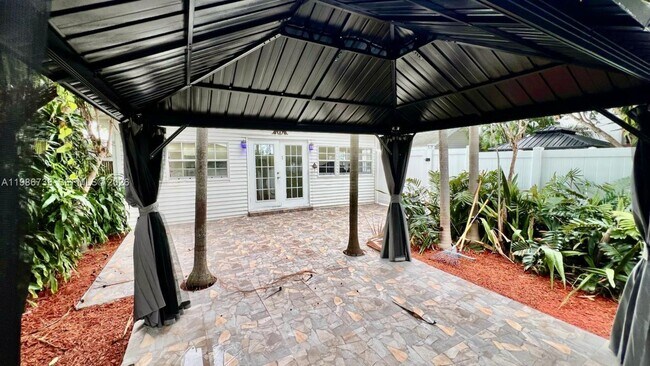 Building Photo - 48 SW 14th St