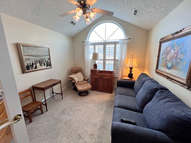 Building Photo - Stunning Three bedroom Villa in The Villas at Peppers Ferry – A Must-See!