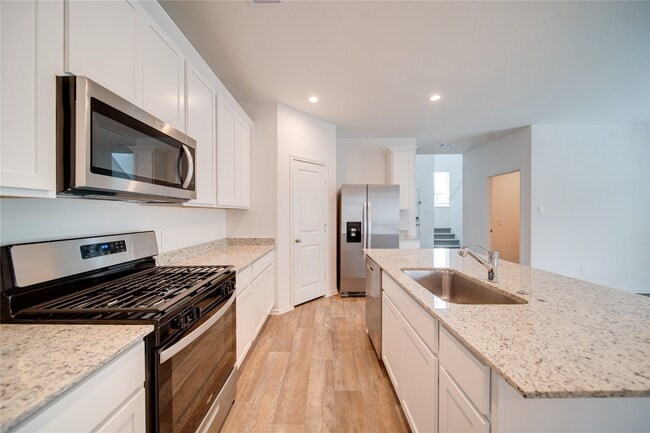 Building Photo - 30838 Brightwell Bnd