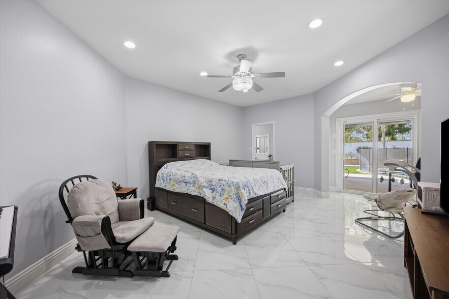 Building Photo - 10721 Loughton Ave