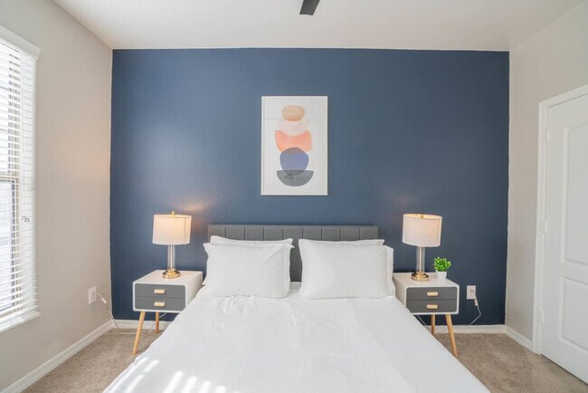 Building Photo - 10 W Minnezona Ave