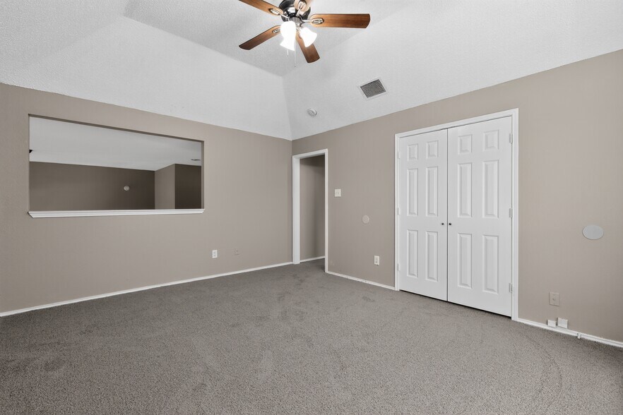 Building Photo - 1624 Ariel Dr