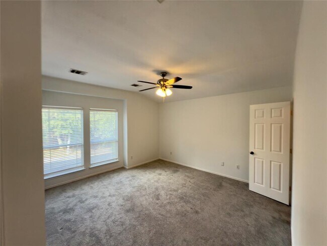 Building Photo - 10317 Laredo Dr