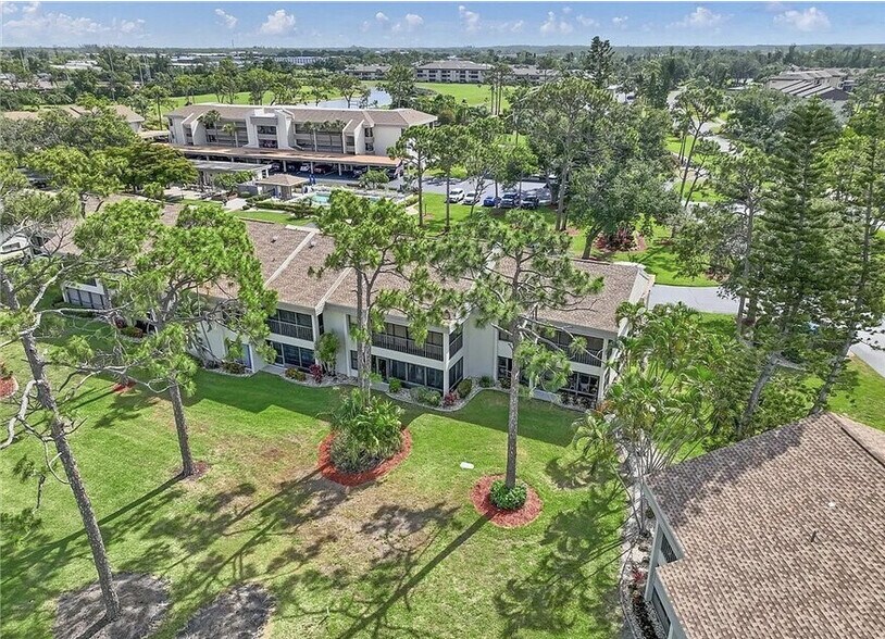 Building Photo - 5625 Trailwinds Dr