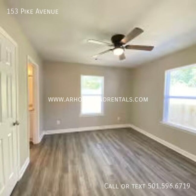 Building Photo - 153 Pike Ave