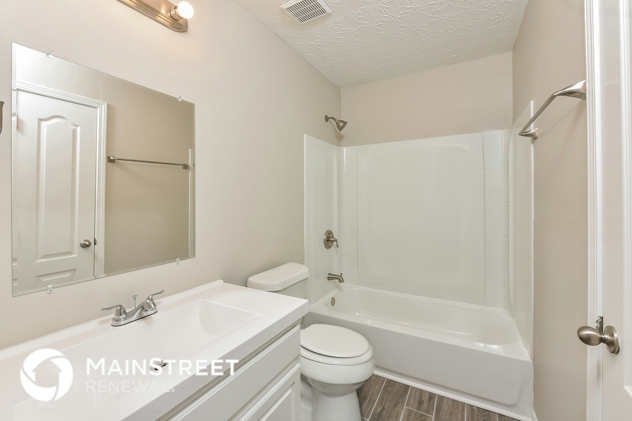 Building Photo - 6332 Ellenwood Dr