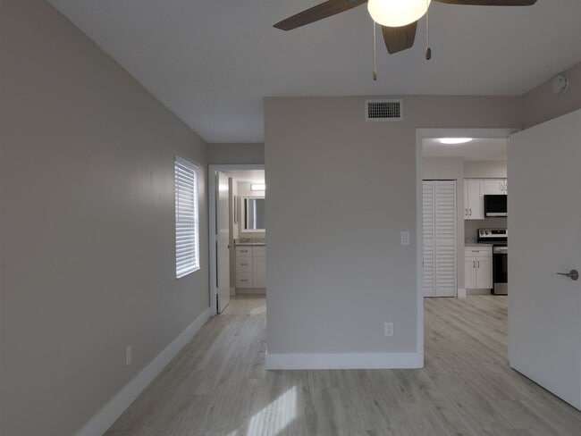 Building Photo - Mystic Gardens 5311-1113