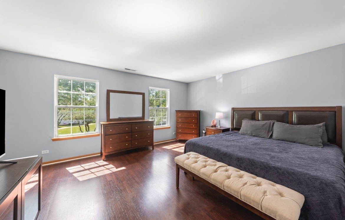 Building Photo - 2024 Grayhawk Dr