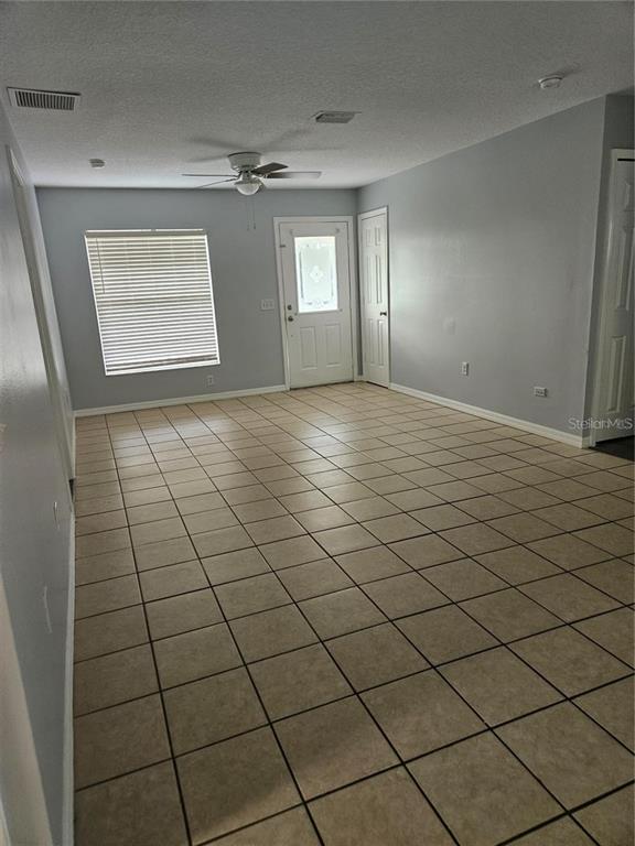 Building Photo - 375 Willow Song Ct