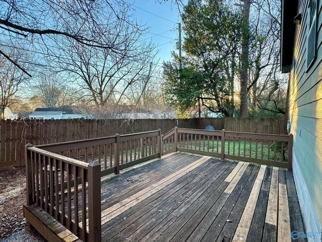 Building Photo - 4013 Pine Ave SW