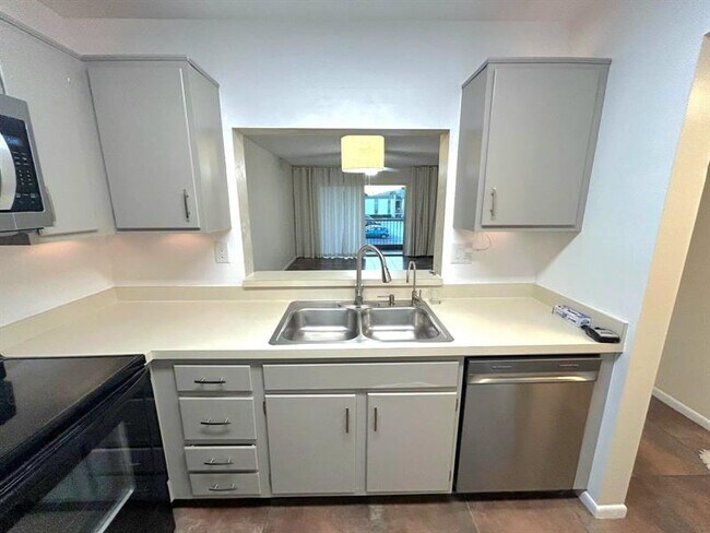 Building Photo - 4147 NW 90th Ave