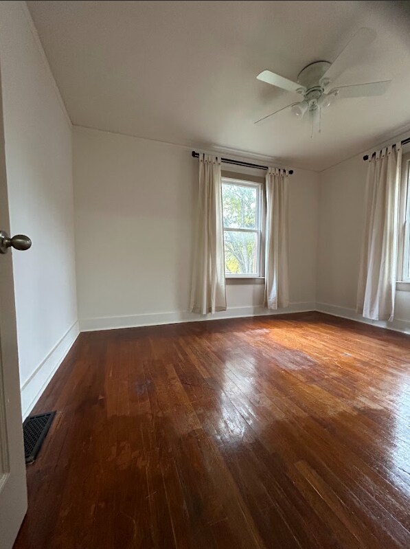 Building Photo - 1402 Warren St