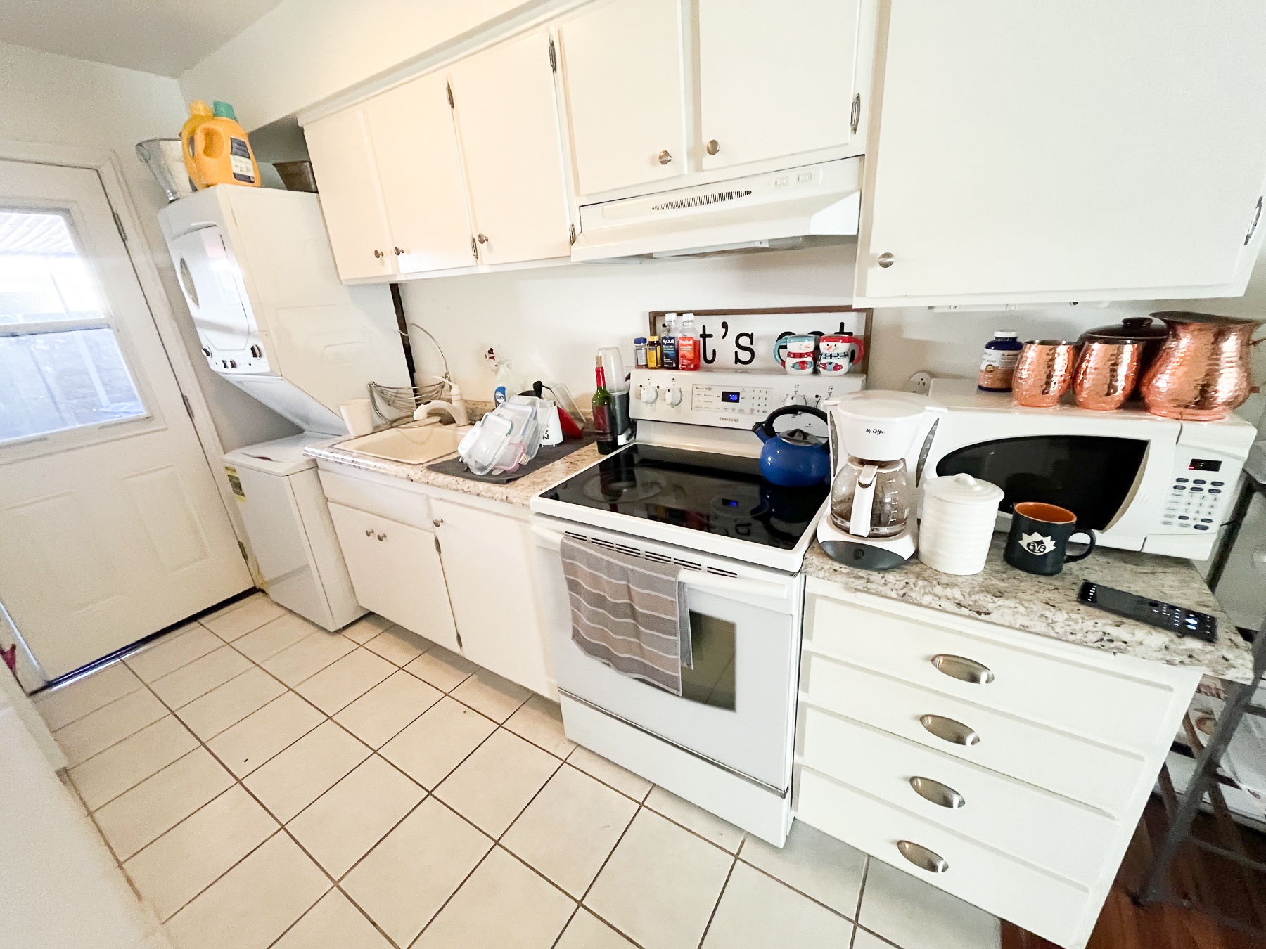 Building Photo - 19859 Kingswood Ln