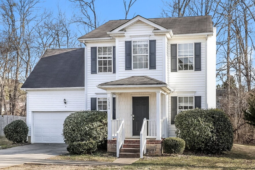 Building Photo - 11206 Amber Glen Dr