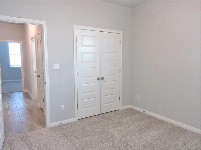 Building Photo - 2224 Pecan Island Dr