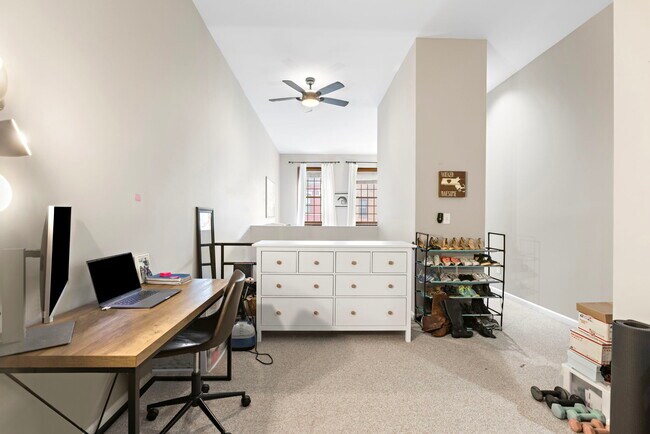 Building Photo - 222 Clinton St