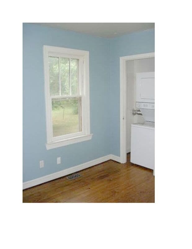 Building Photo - 226 Charles St