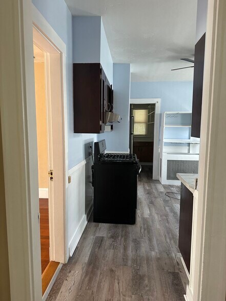 Building Photo - 26 Olcott St