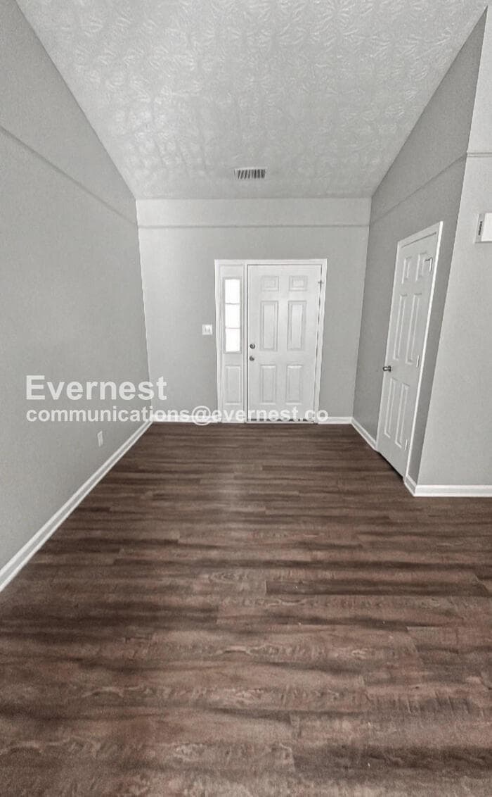 Building Photo - 1069 Estates Ct