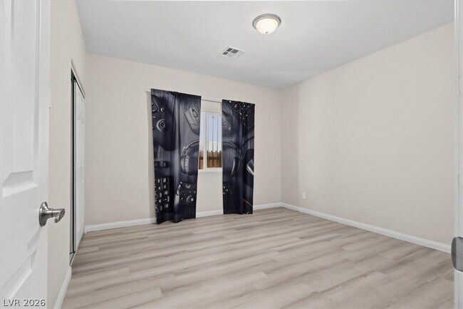 Building Photo - 4966 Andover Dr