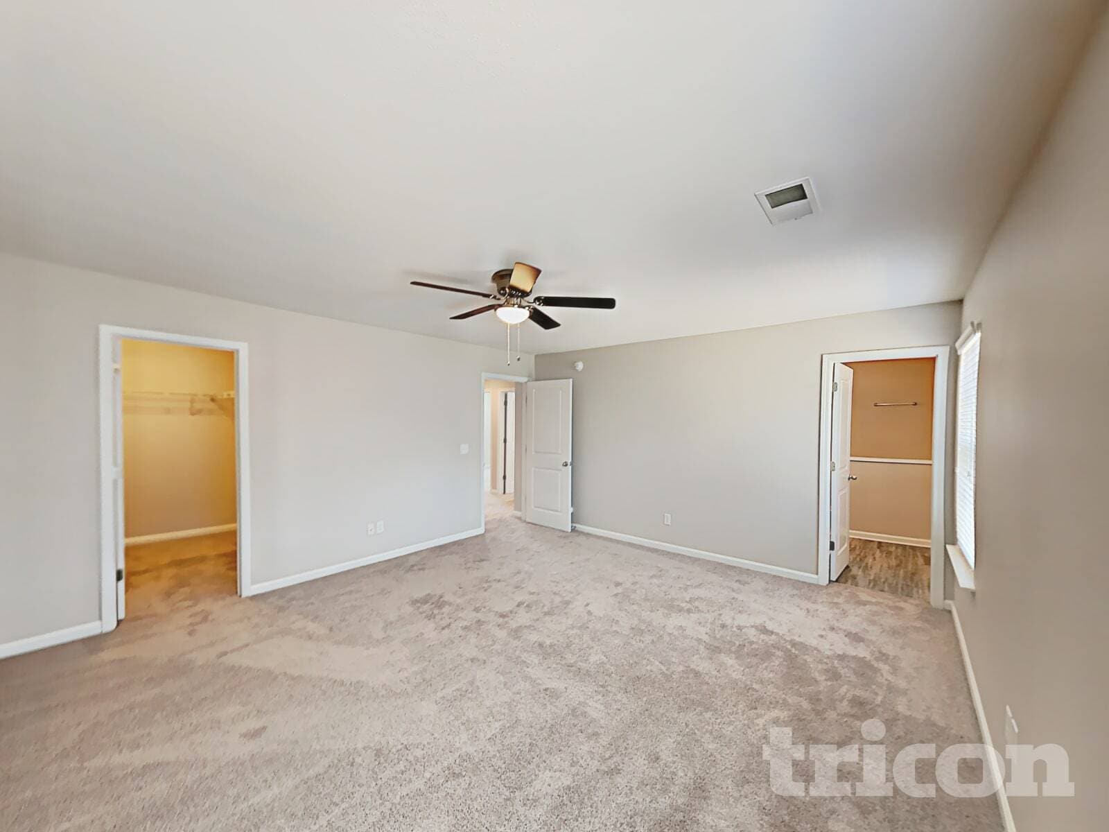 Building Photo - 304 Longfellows Ln