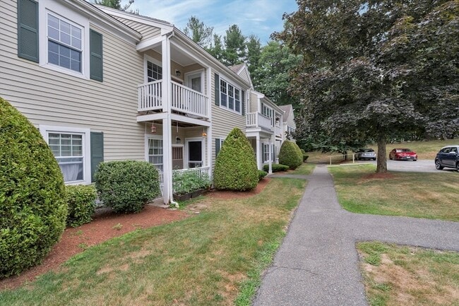 Building Photo - 300 Brookside Dr