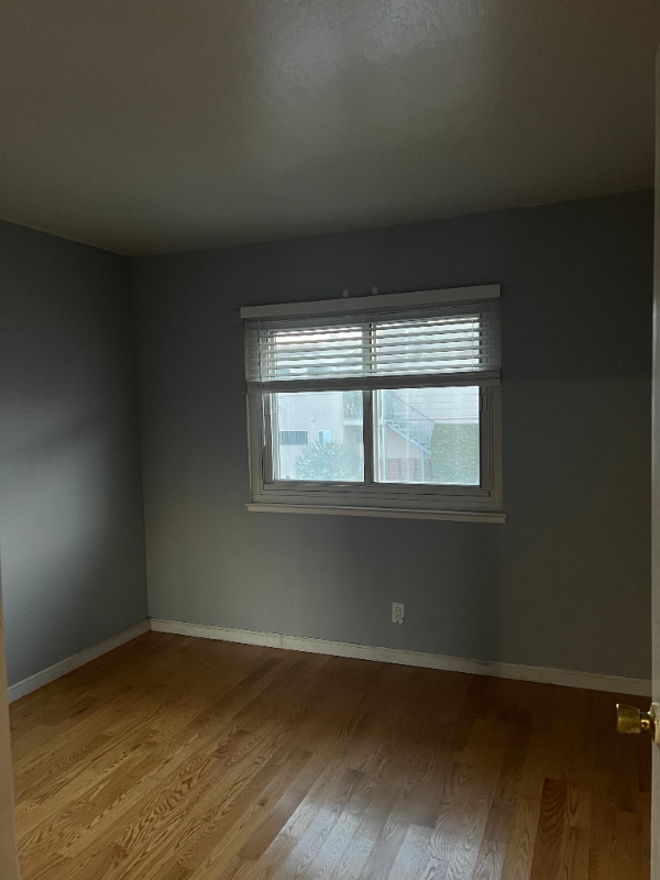 Building Photo - 215 Dennis Dr