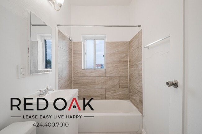 Building Photo - 1518 S Wilton Pl