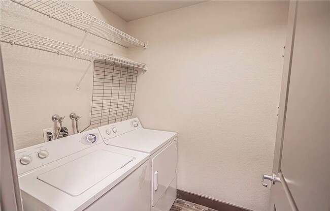 Primary Photo - 24505 Town Center Dr