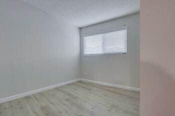 Building Photo - 1409 Superior Ave