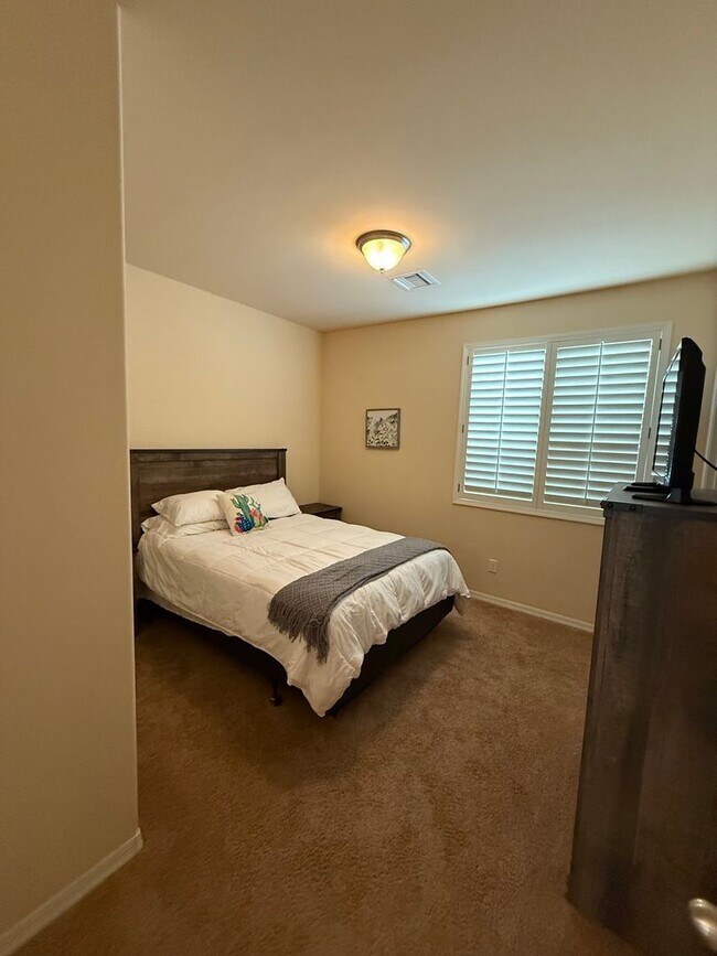 Building Photo - Furnished Home with Pool/Spa & Solar in Araby Crossing!