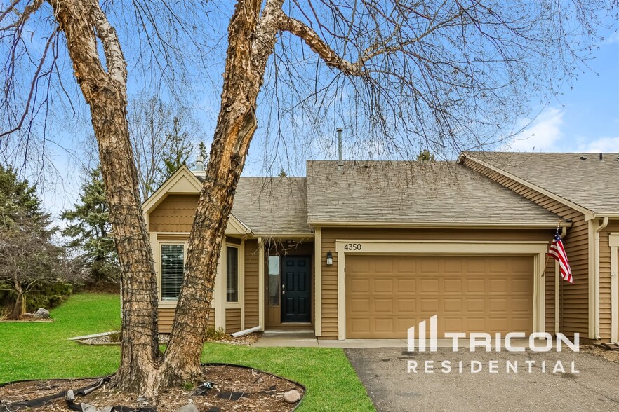 Primary Photo - 4350 Thornhill Ln