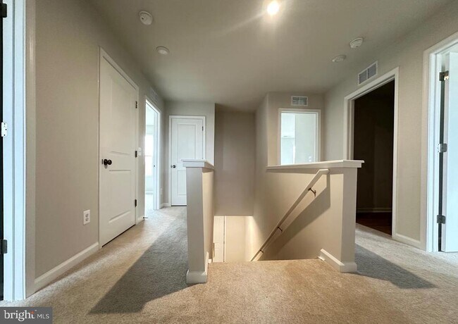 Building Photo - 36 Patterson Rd