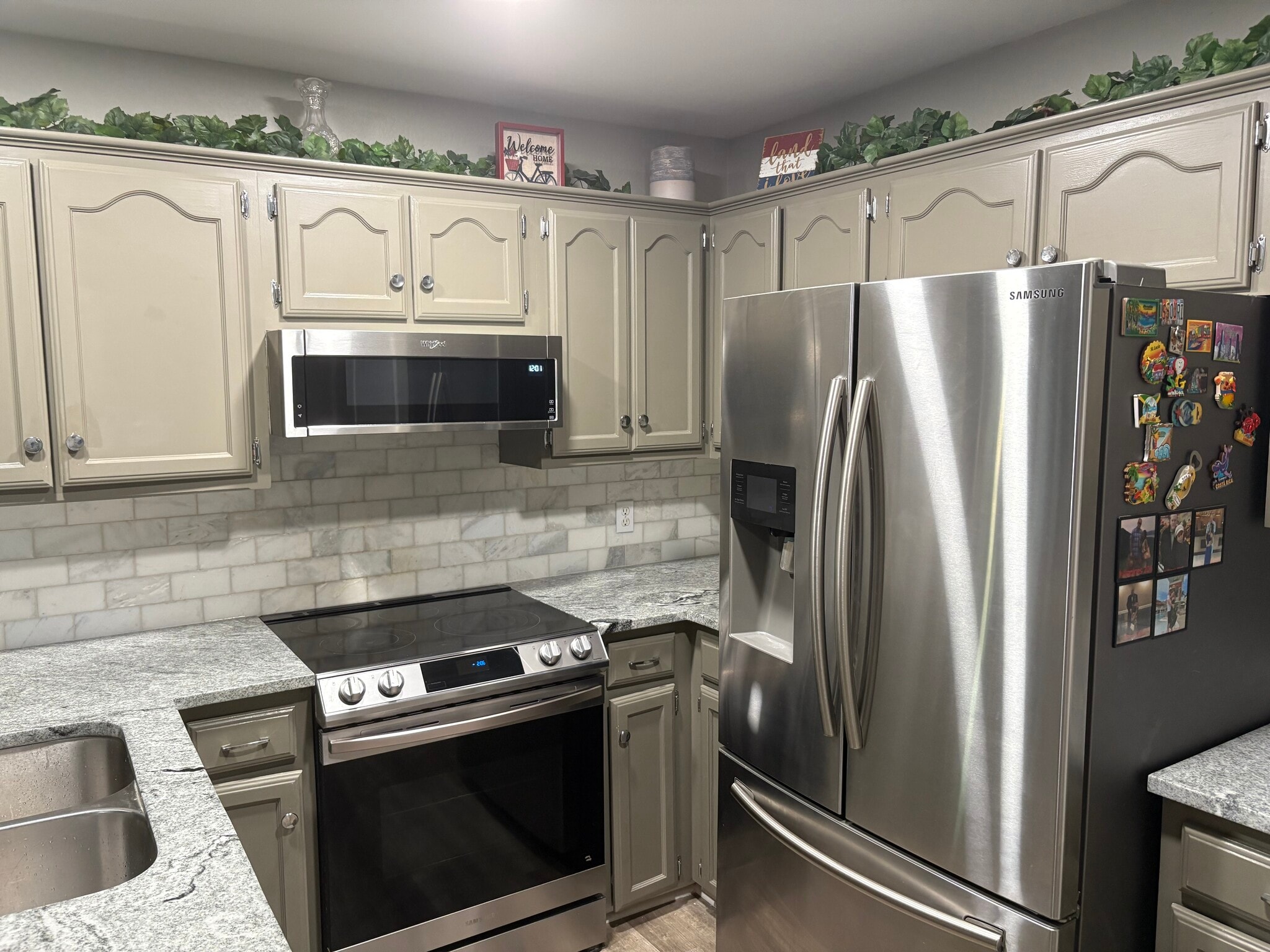 Building Photo - 4005 Sunhill Dr