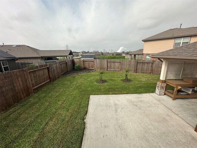 Building Photo - 4002 Spurwing Ln